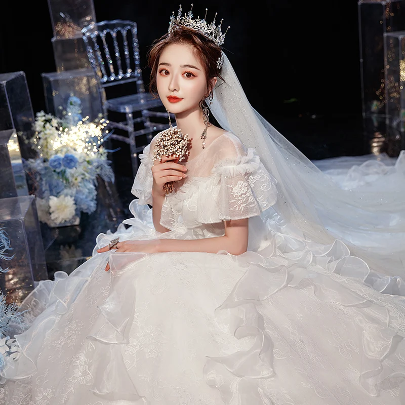Gryffon Robe de Mariée de Luxe en Dentelle avec Traîne Style Classique Manches en Capeline Broderie Longueur d