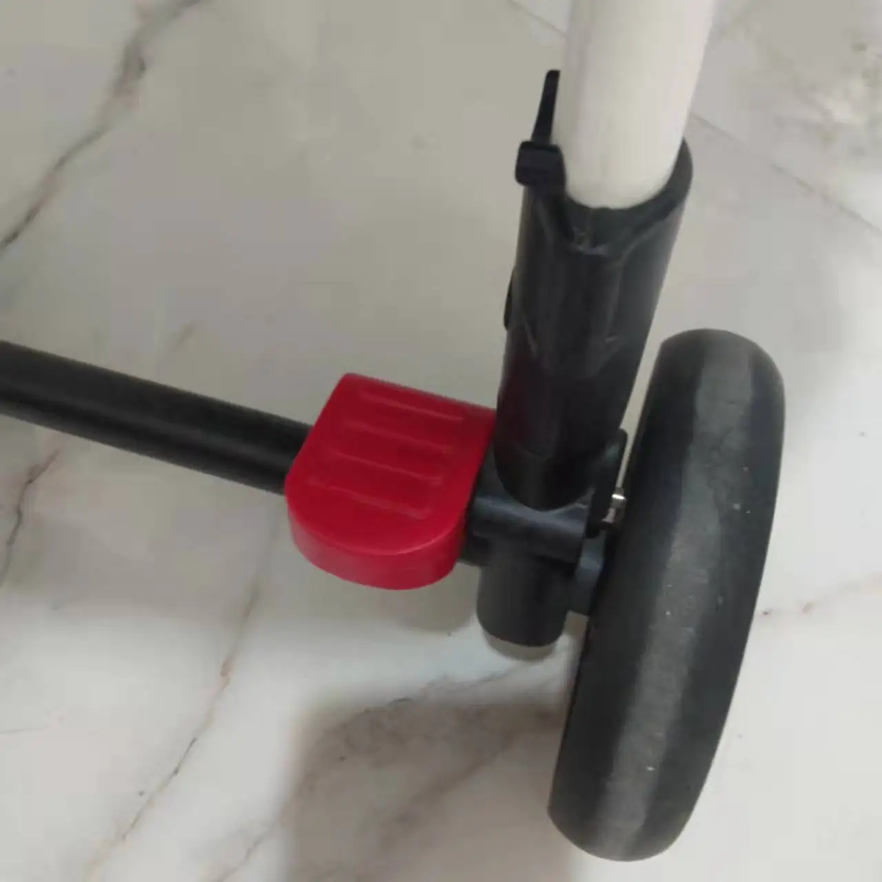 Frein à pied Babyyoya Yoyo Yoya YOYO2 YOYO accessoire poussette bébé antidérapant matériau métal plastique des