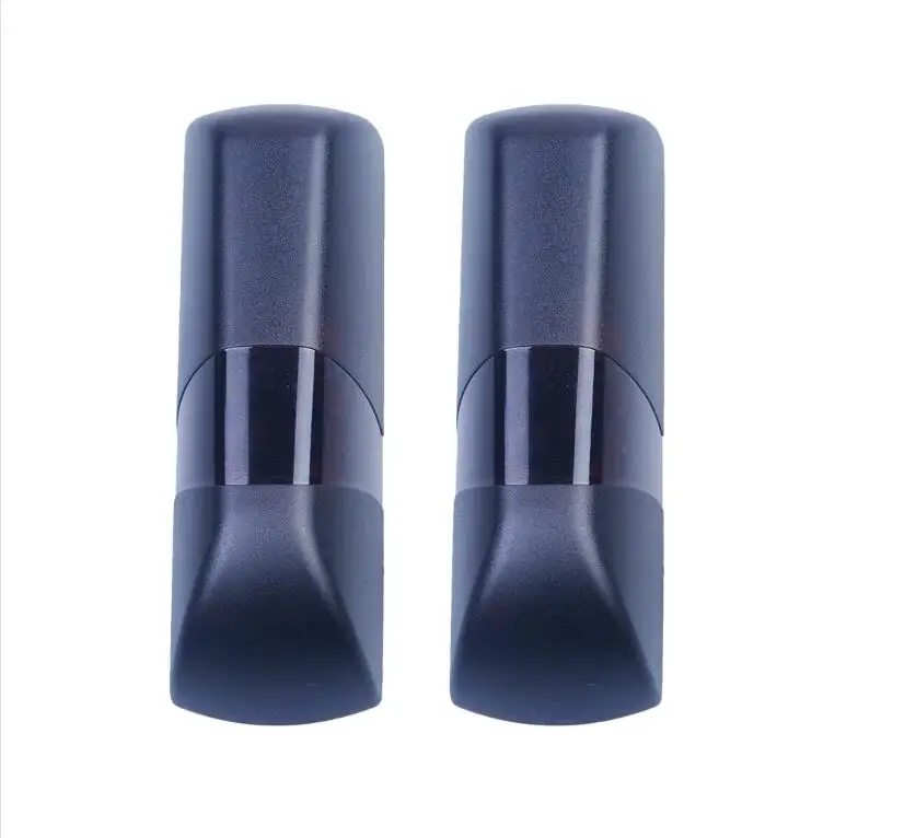 Tubes cosmétiques en plastique noir pour rouge à lèvres ou baume lèvres style minimaliste moderne usage quotid