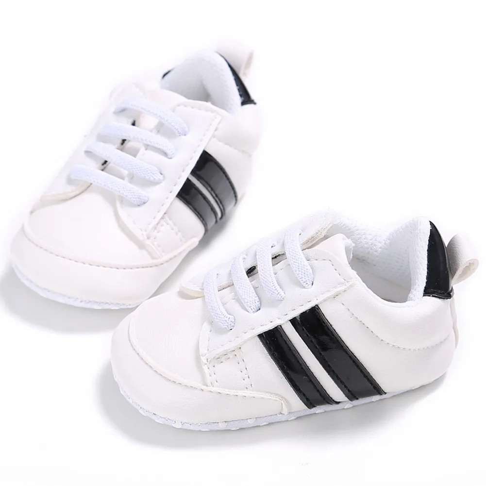 Baskets bébé confortables nouveauné semelle souple mode enfants chaussons garçons filles poussette accessoires