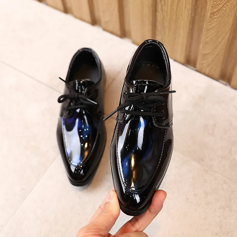 Chaussures formelles pour garçons cuir verni luxe élégance saison
