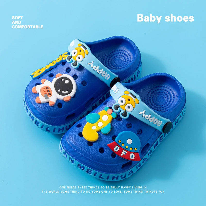 Sandales enfants ergonomiques décoration ludique personnages motifs colorés plage intérieur confortable antiba