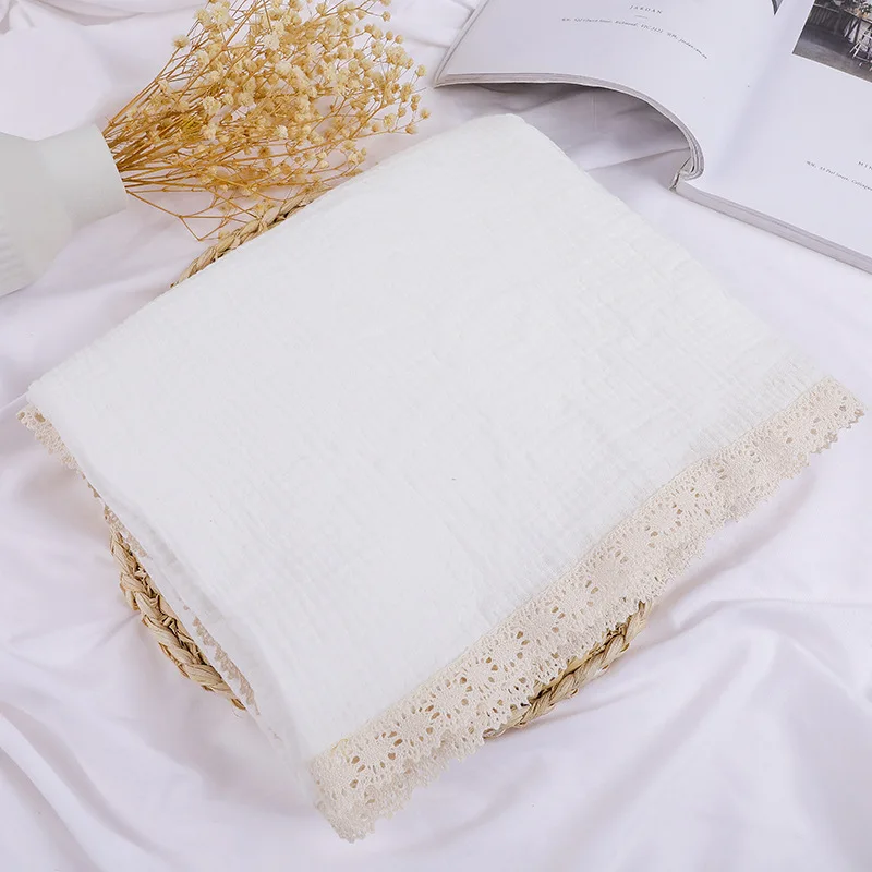 Couverture en mousseline respirante pour bébé serviette de bain douce bord en dentelle coton multifonction pou