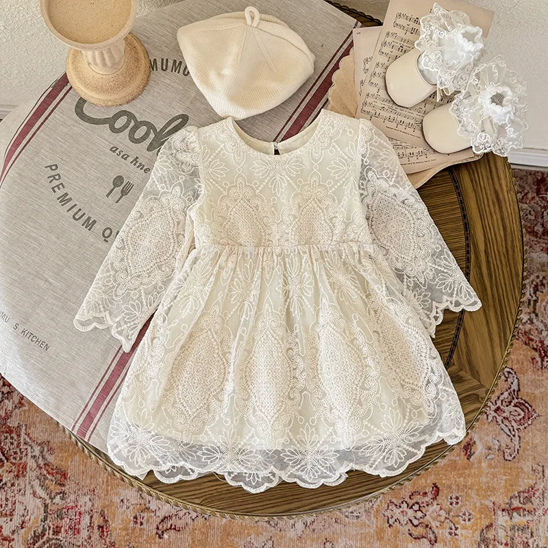 Robe princesse dentelle pour bébé fille manches longues style vintage occasion baptême anniversaire 02 ans crè
