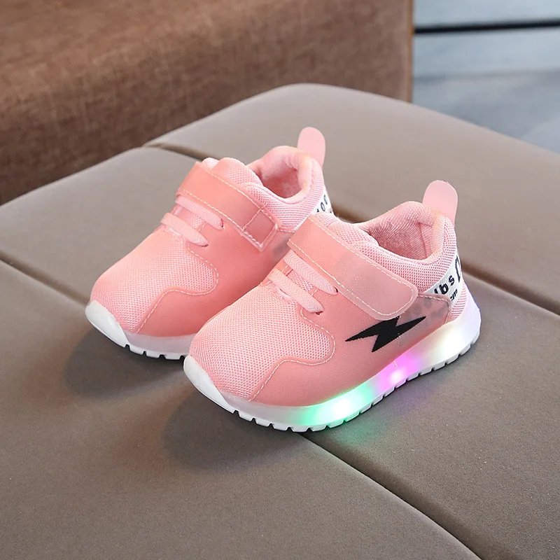 Enfants chaussures de sport LED lumineuses confortables style moderne