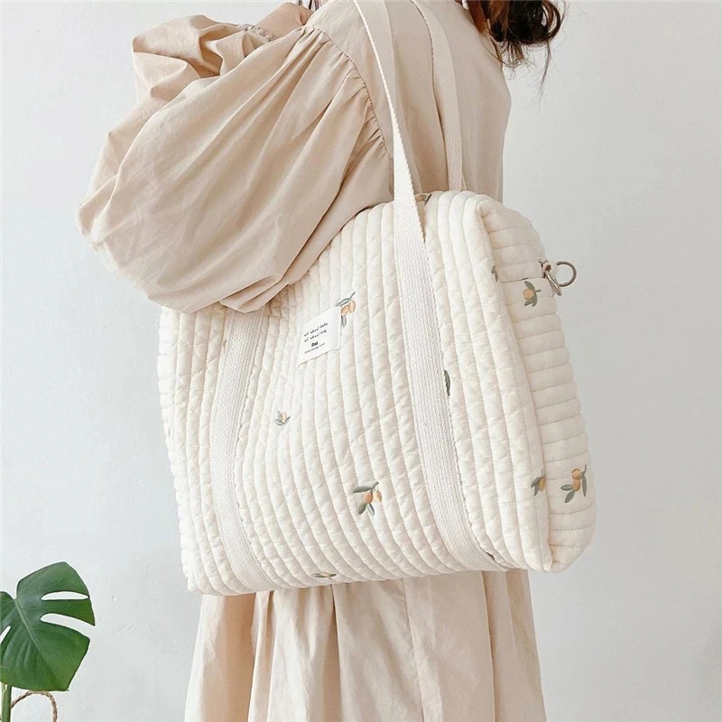Sac à langer style coréen pour maman sac à bandoulière matelassé broderie florale 组织ateur de couches grande ca
