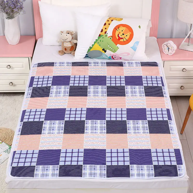Matelas à langer imperméable pour bébé portable dessin animé réutilisable matelas change mat 70x90cm lit bébé
