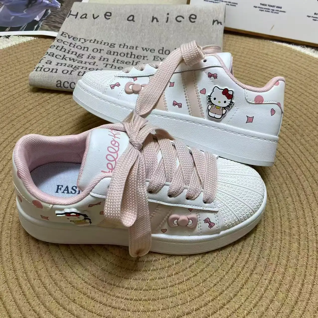 Chaussures enfants Hello Kitty baskets PU antidérapantes respirantes
