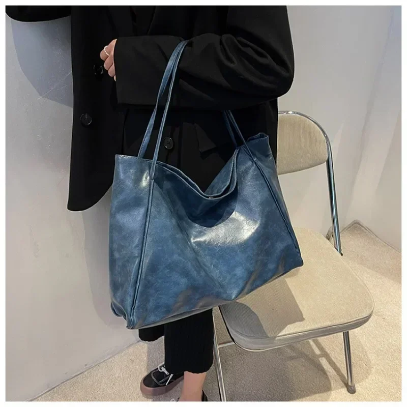 Sac à dos en cuir PU souple pour maman sac fourretout moderne grand容量 style décontracté idéal pour promenades 