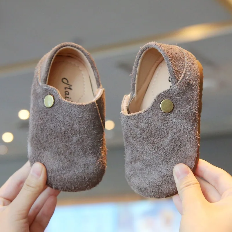 Chaussures de marche en cuir antidérapantes pour bébés couleur unie polyvalentes plates mignonnes semelle soup