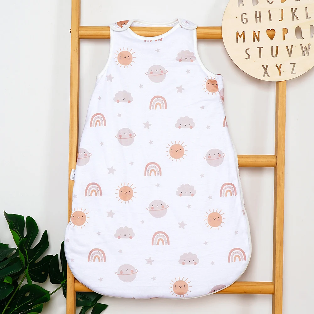 Sac de couchage bébé nid chaud confortable pour nouveaunés 13 ans motifs enfantins doux et sécurisant