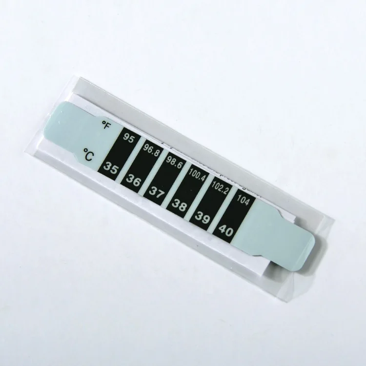 Thermomètre adhésif bébé mesure température front corps usage quotidien soins enfant monitoring santé