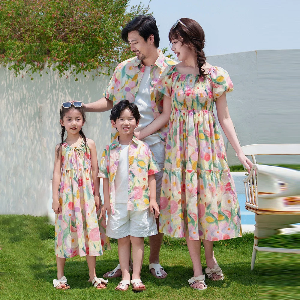 Tenue de famille parentenfant robe florale en coton pour maman papa