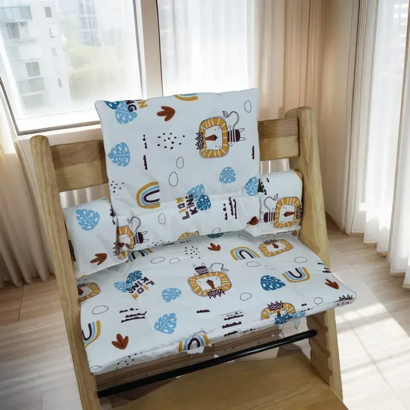 Coussin de chaise bébé automne hiver portable antidérapant intégré accessoires chaise de croissance pour mange