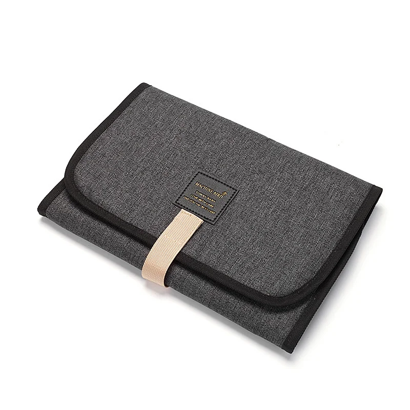 Pochette rangement organisation accessoires polyester texture textile gris foncé fermeture rabat design modern