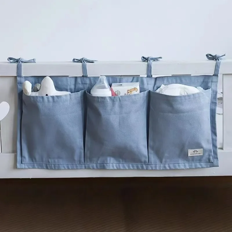 Organisateur mural pour lit bébé sac de rangement suspendu multifonctionnel 3 poches en coton bleu uni facile 