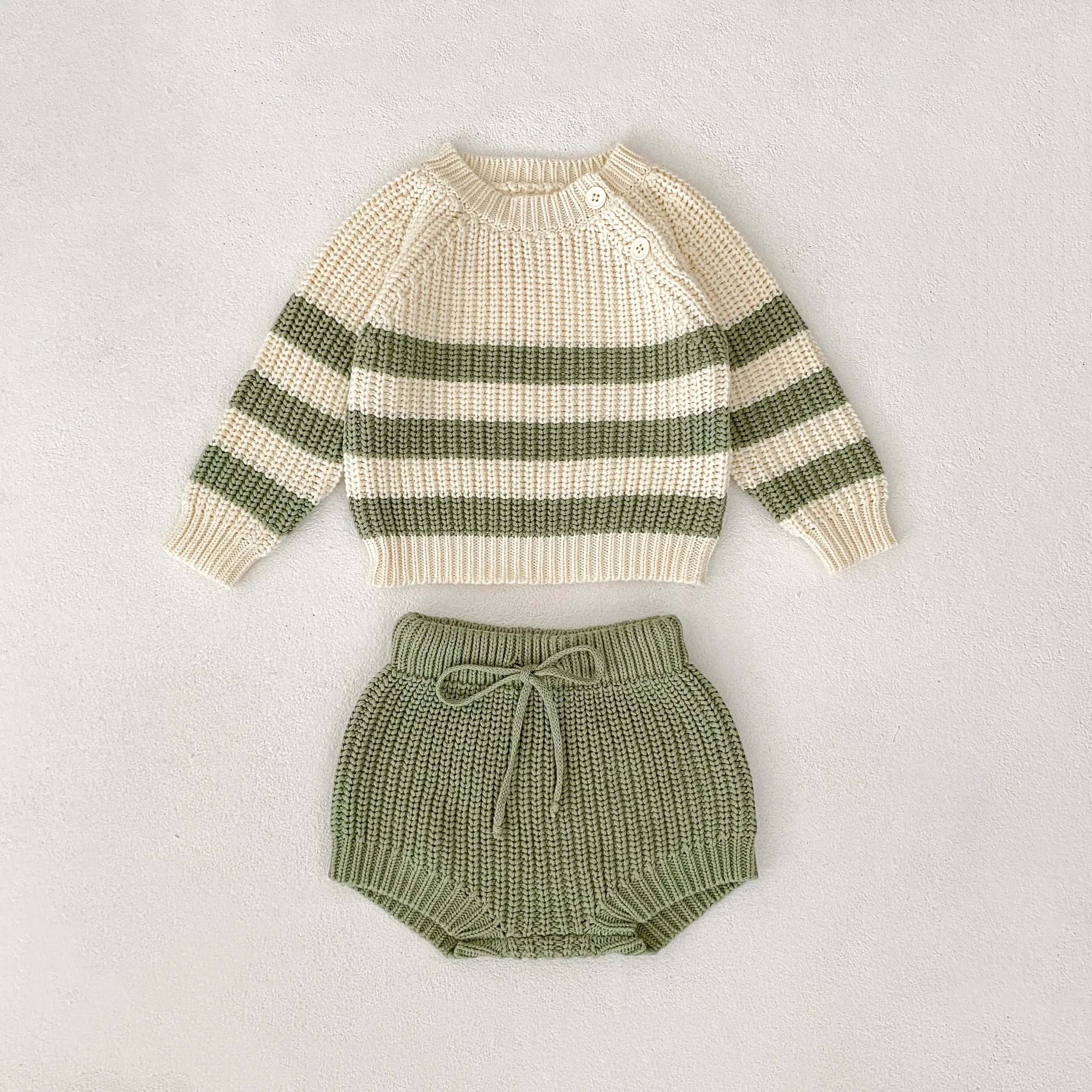 Ensemble tricot rayé pour bébé pull et short en coton 03 ans style moderne confortable uni et rayé vert olive 