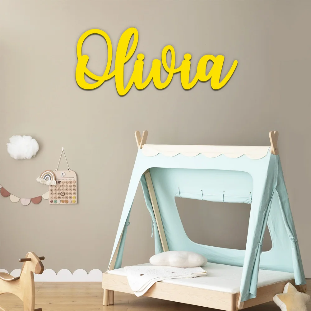 Panneau de nom en bois personnalisé décor mural nurserie signe de nom bébé personnalisé audessus de la plaque 
