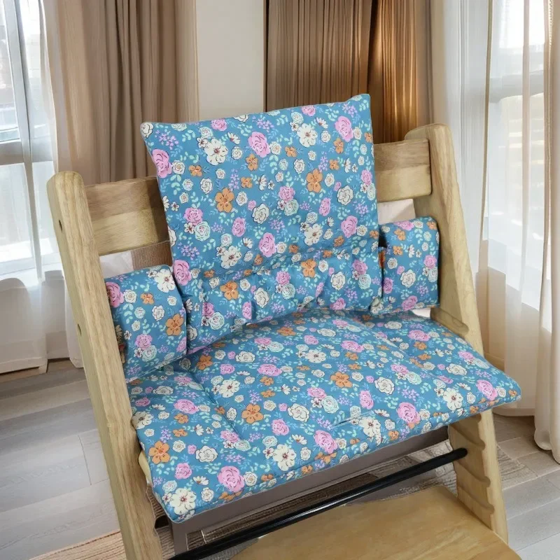 Coussin de chaise haute bébé Flora doux et sécurisé pour repas en salle à manger