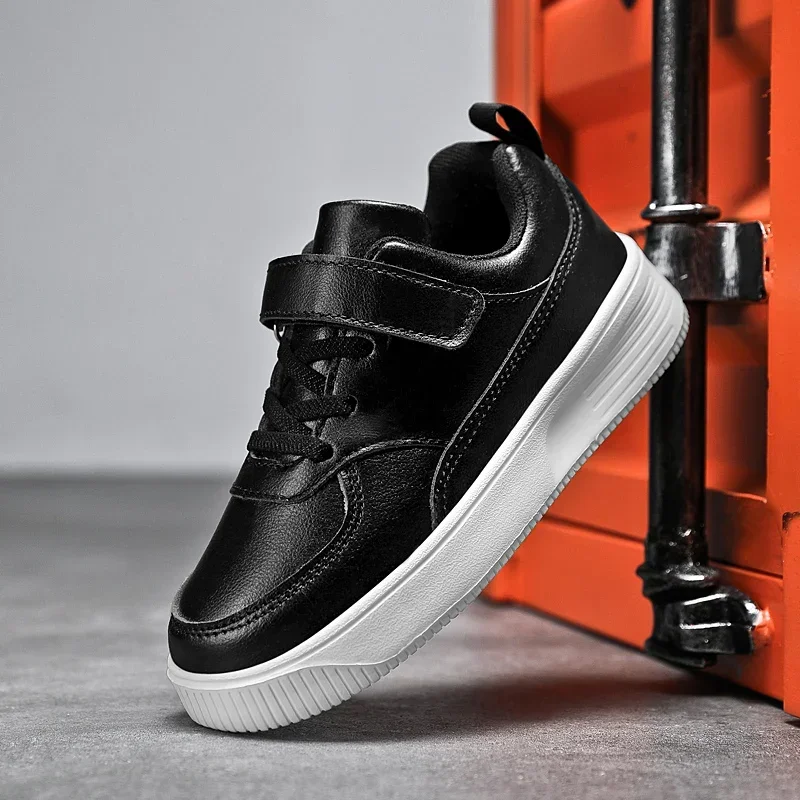 Chaussures enfants mode sneakers décontractées cuir noir semelle