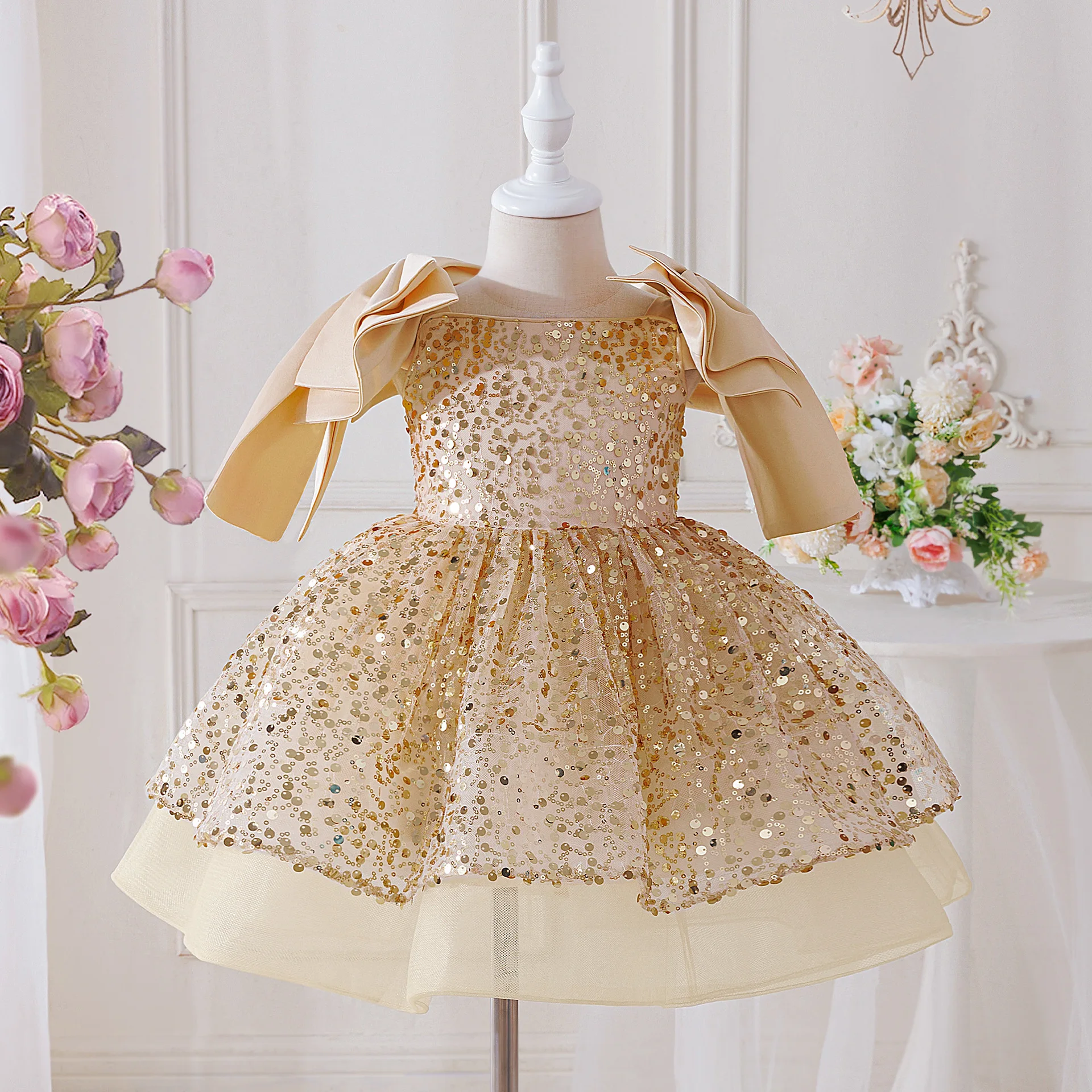 Robe de fête princesse pour filles jupe bouffante tulle paillettes dorées manches drapées coton polyester vête