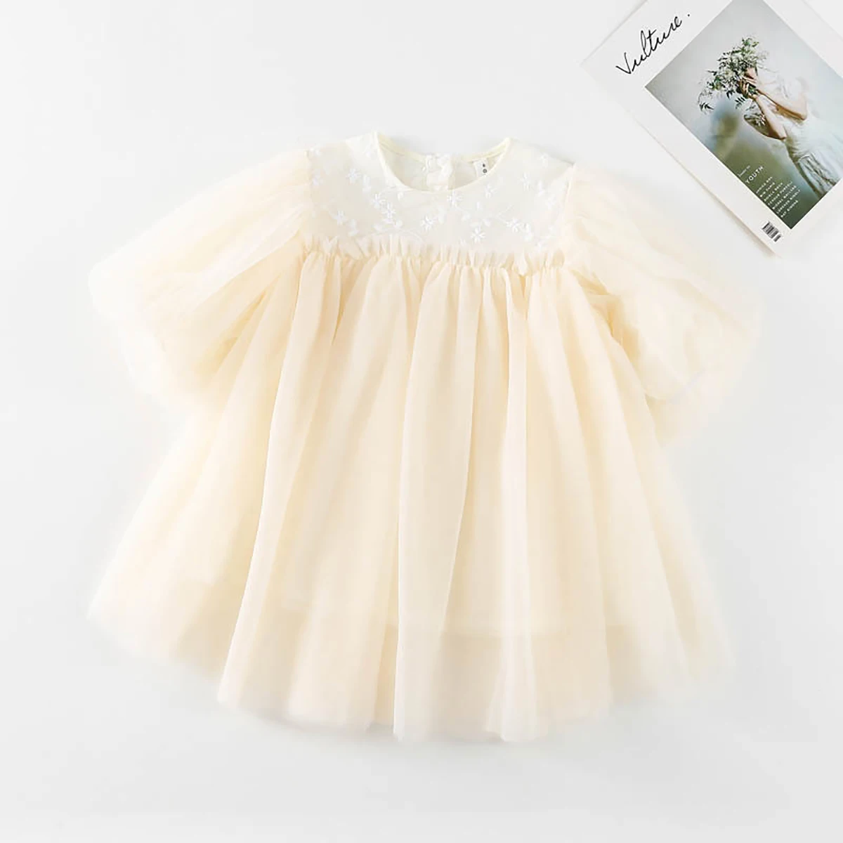 Robe bébé fille en tulle manches bouffantes princesse occasion spéciale