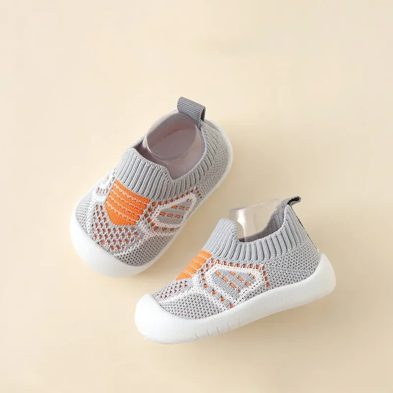 Chaussures d'été bébé 05 ans tige textile semelle souple antidérapante