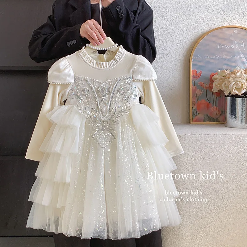 Robe princesse éthérée tulle sequins filles fête anniversaire occasion spéciale blanche crème argenté