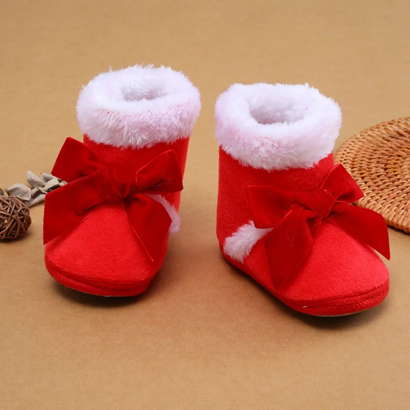 Chaussures bébé hiver fêtes confort sécurité matériau doux style festif