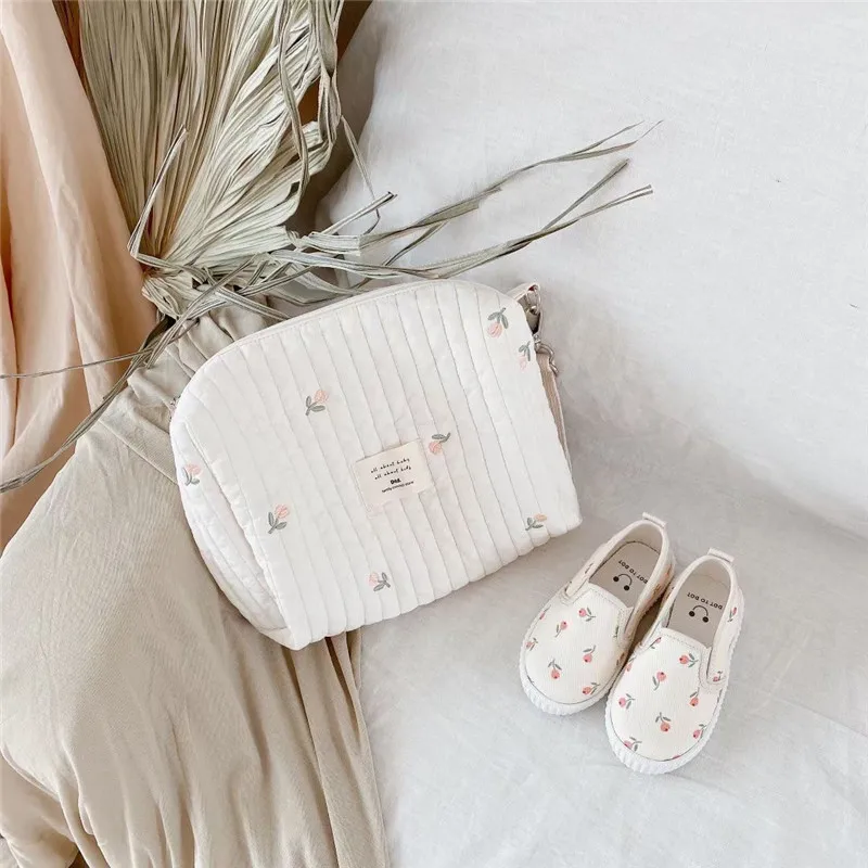Sac à couches personnalisé avec broderie d'ours pour bébé, caddie pour poussette, sacs portables pour rangemen