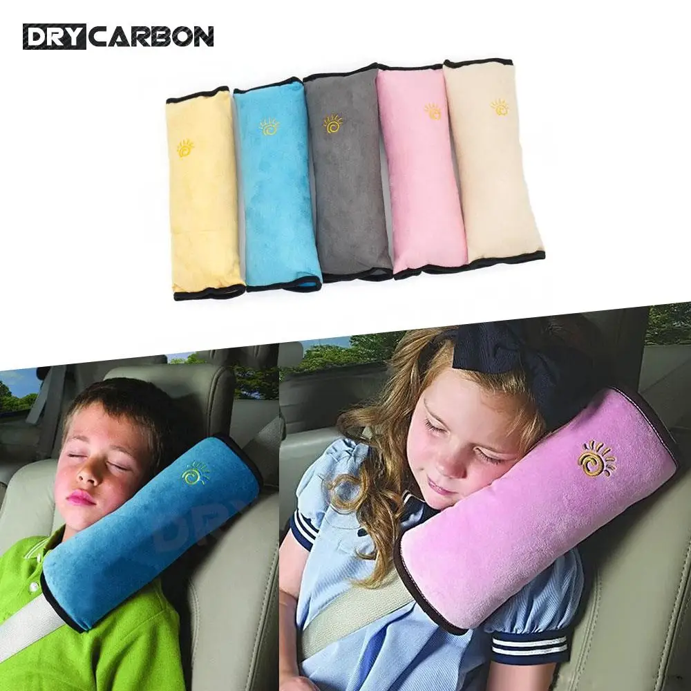 Oreiller de confort pour ceinture de sécurité bébé DRY CARBON protection épaules doux peluche 5 coloris