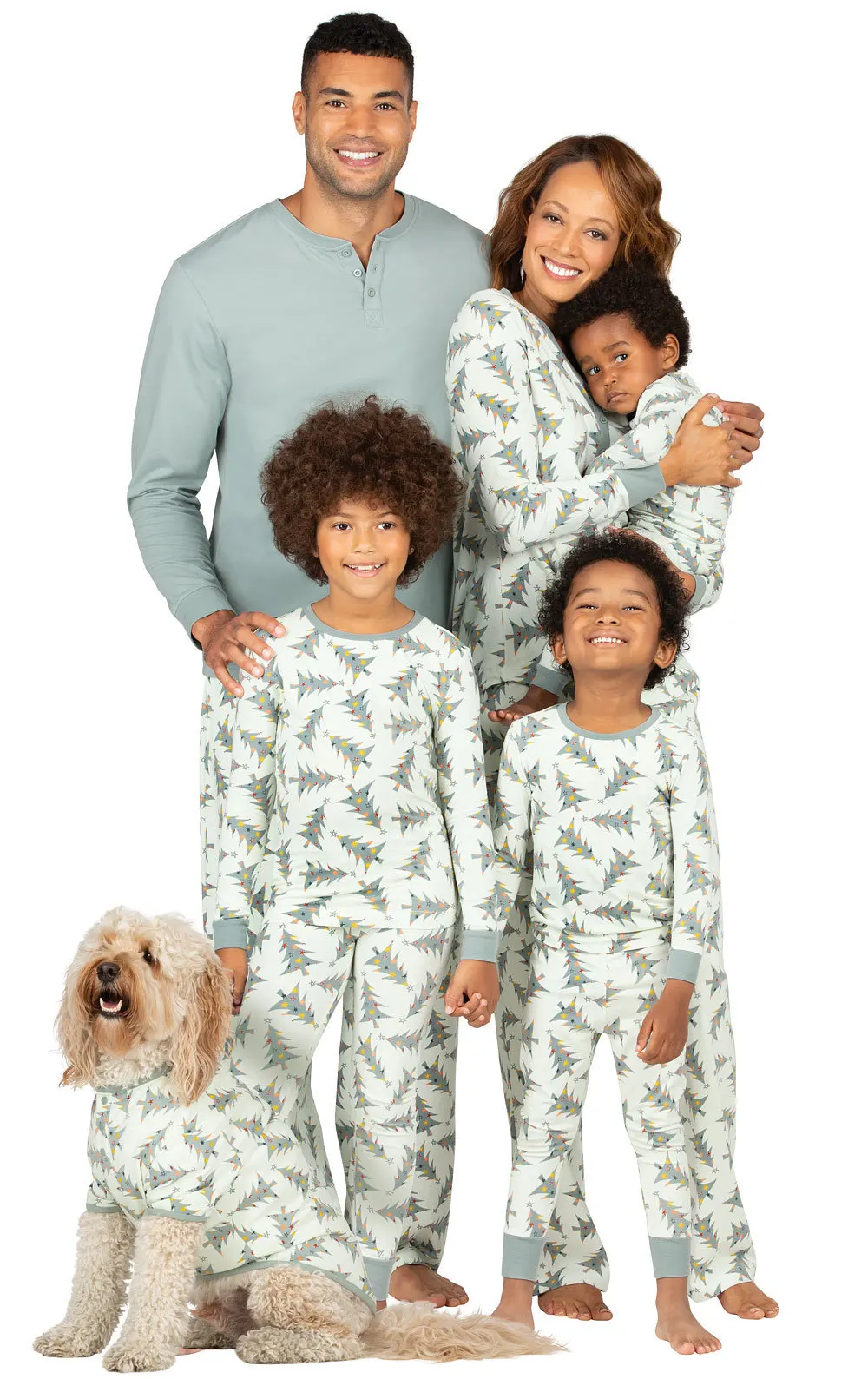 Ensemble pyjama assorti maman fille papa fils TShirt manches longues pantalon imprimé arbre de Noël look famil