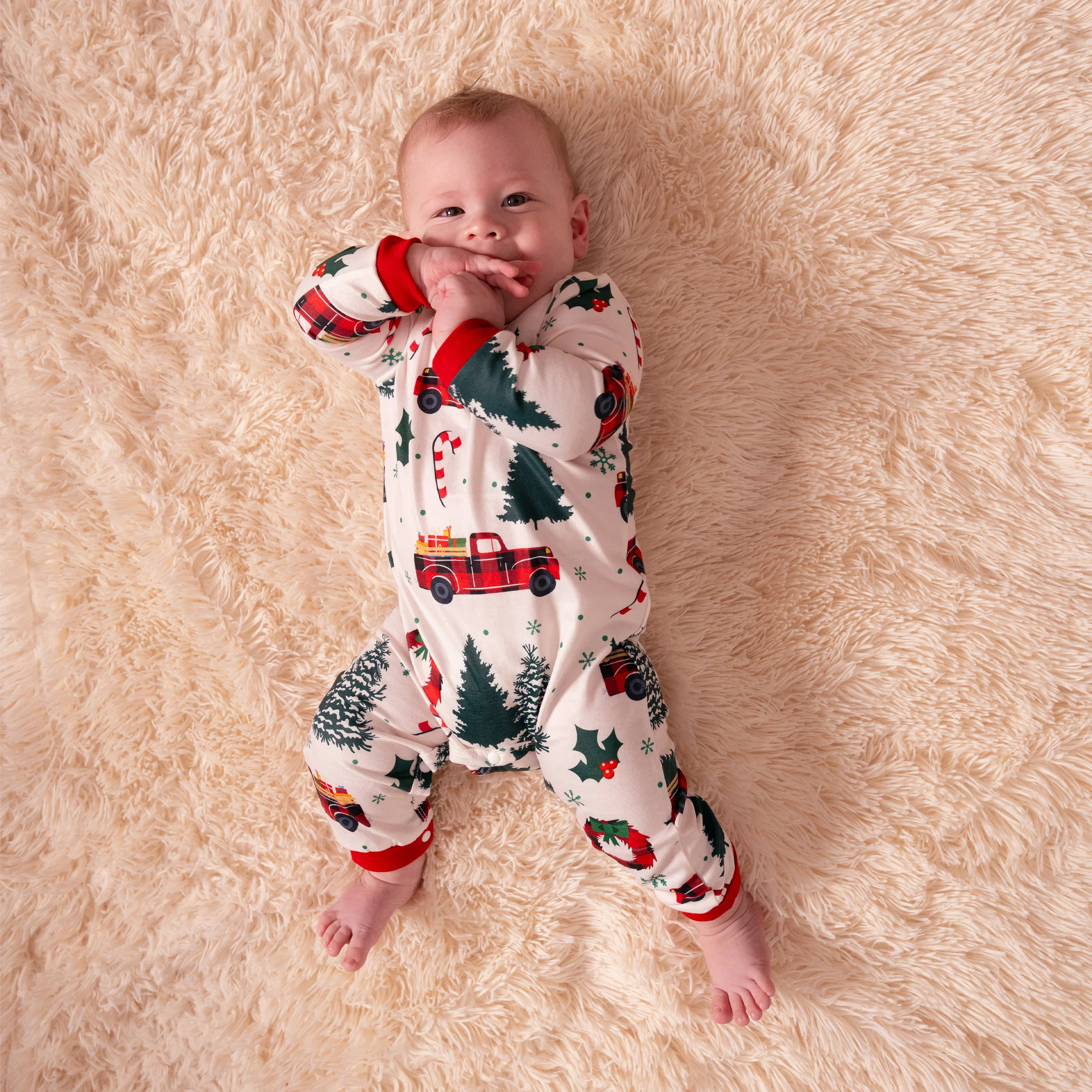 Pyjama de Noël enfant assorti imprimé arbre et voiture manches longues multicolor doux et confortable pour enf