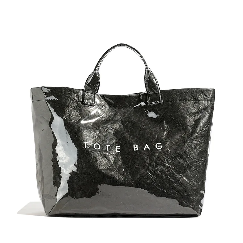 Sac à main tote bag noir moderne style minimaliste pour maman sac à langer accessoires poussette sac de grande