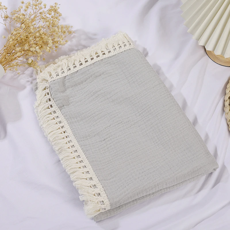 Couverture d'emmaillotage en mousseline de coton pour bébé douceur naturelle franges en coton design minimalis