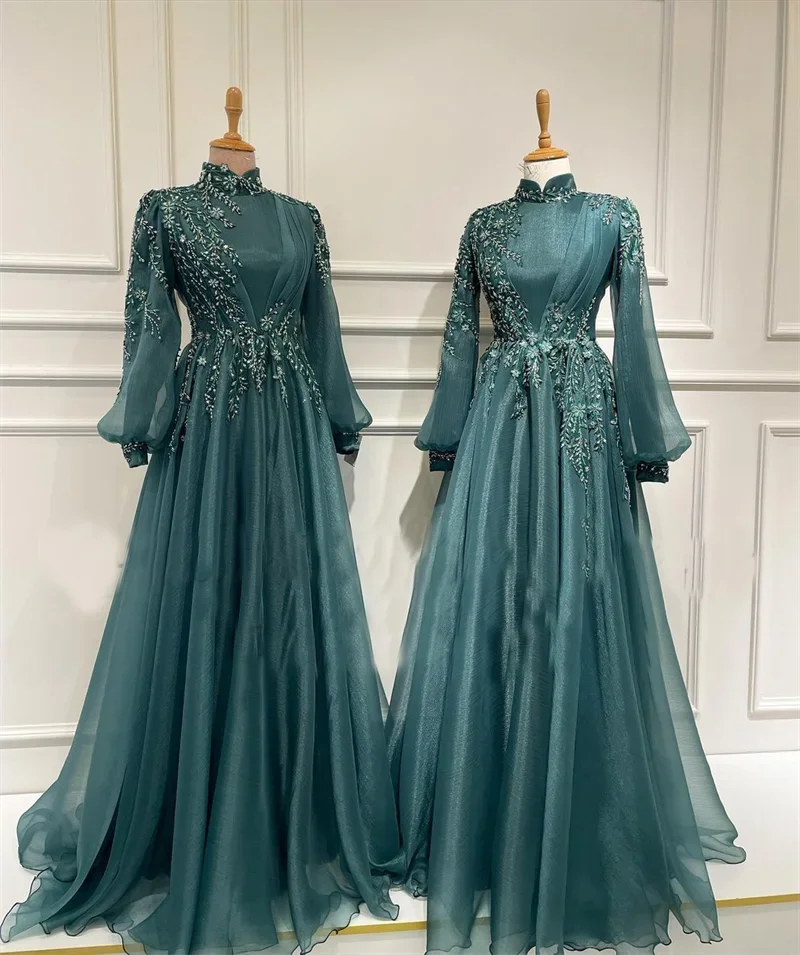 Robe de soirée élégante à manches longues en tulle brodé style Aligne