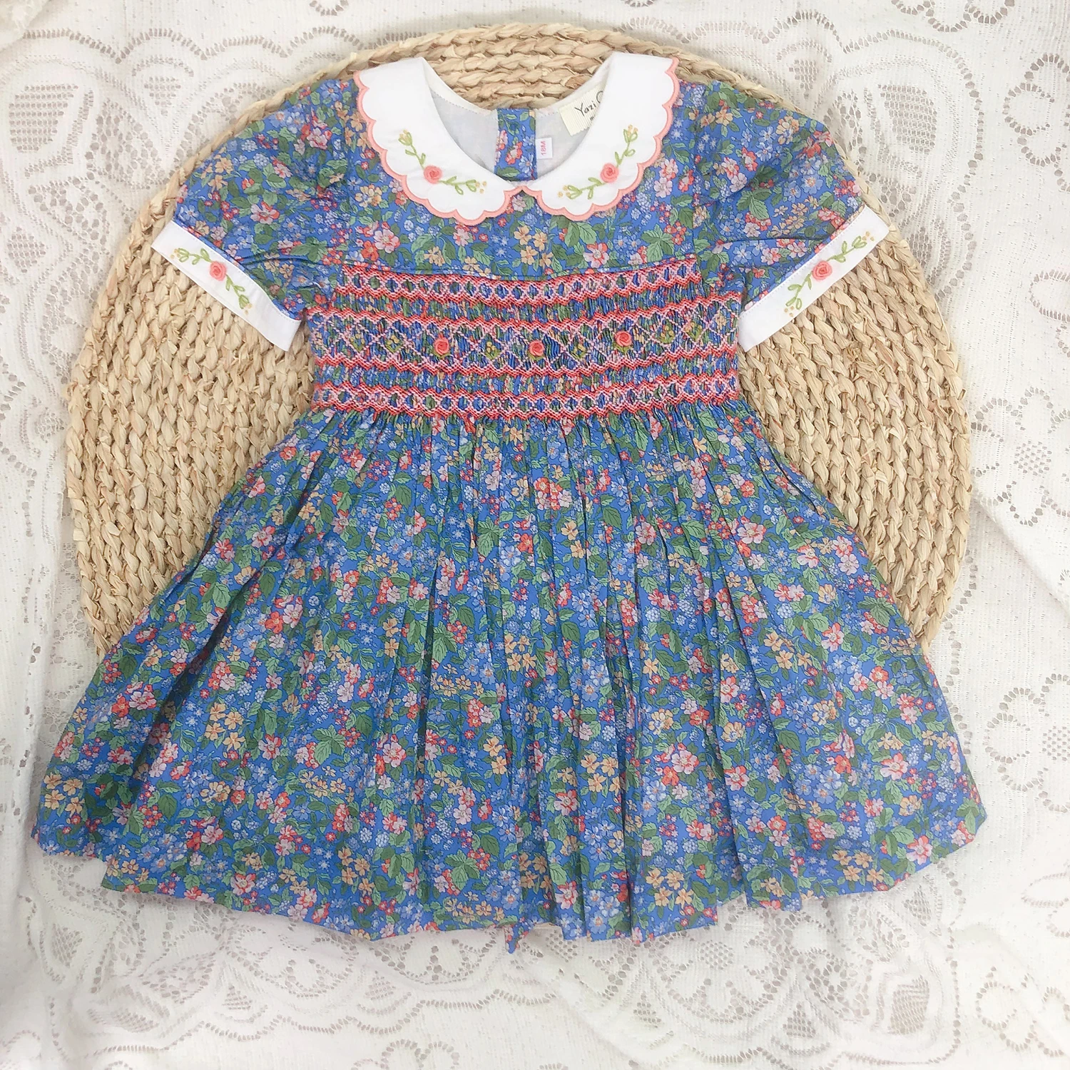 Robe smockée en coton pur pour filles motif floral style princesse robe d'été 35 ans douce et respirante