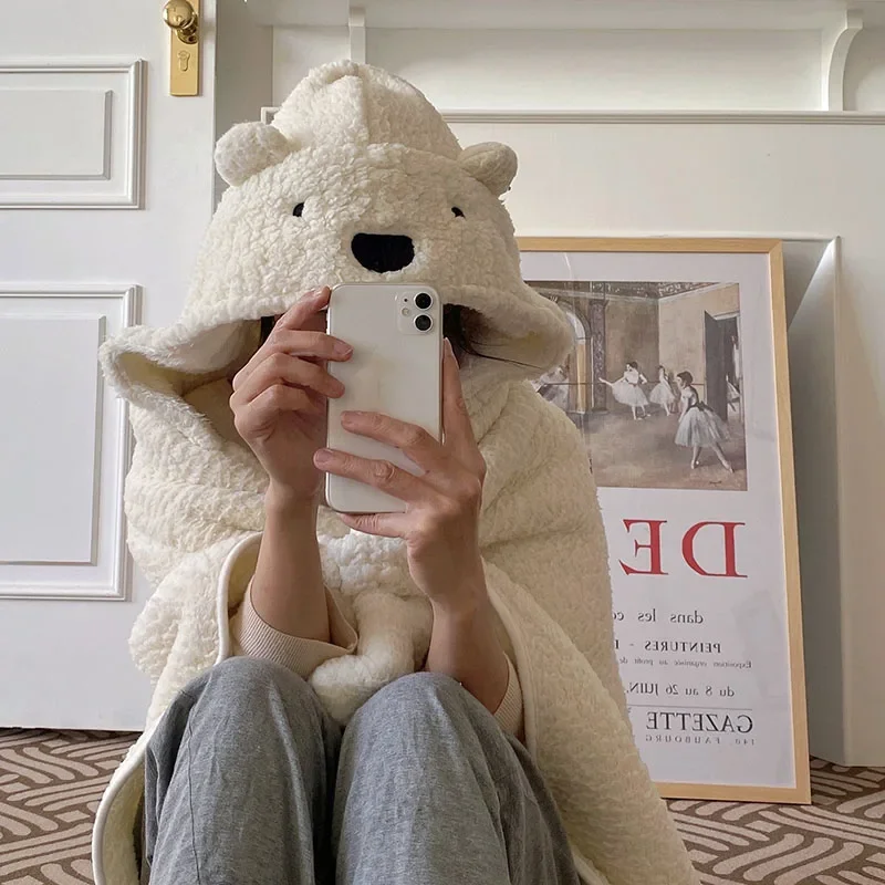 Couverture à capuche ours polaire mignon portable pour adultes et enfants doux en velours idéal hiver cosy à l