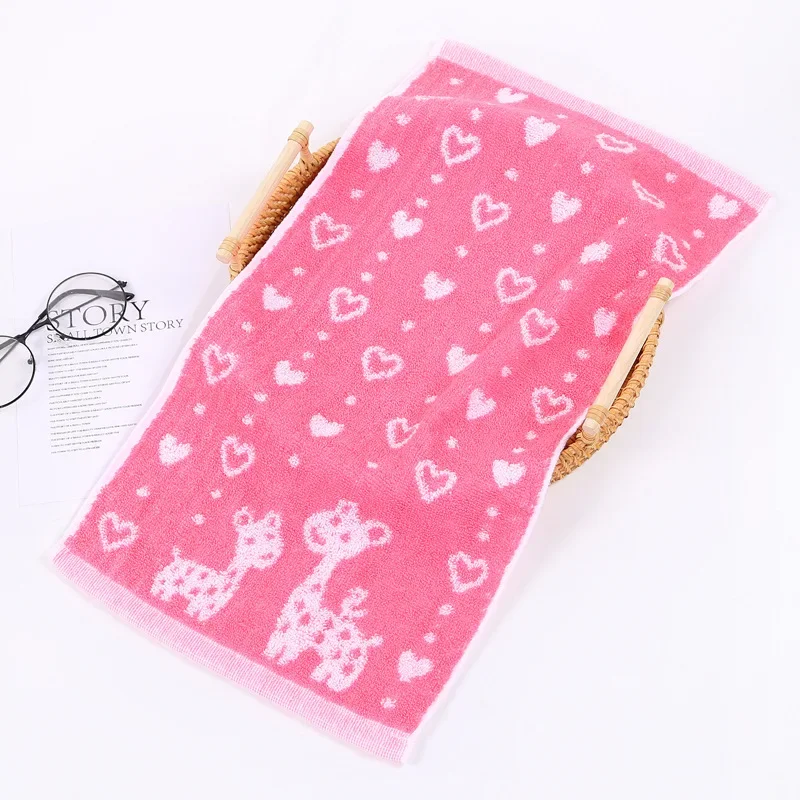 Serviette de bain en coton doux pour bébé design animaux mignons serviette plage et bain pour enfants 50x25cm