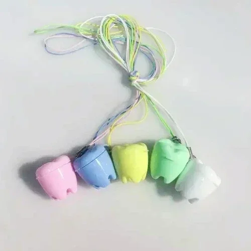 Collier à dents de bébé en plastique souvenir de dentition accessoire bébé cadeau naissance style coloré desig