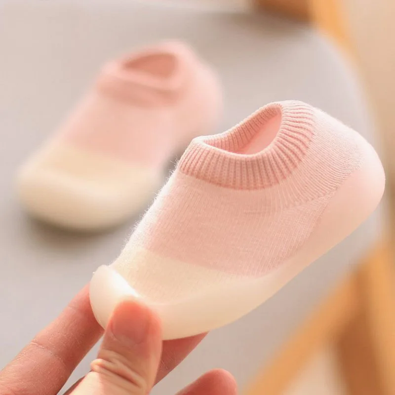 Chaussures bébé premiers marcheurs en caoutchouc doux semelle