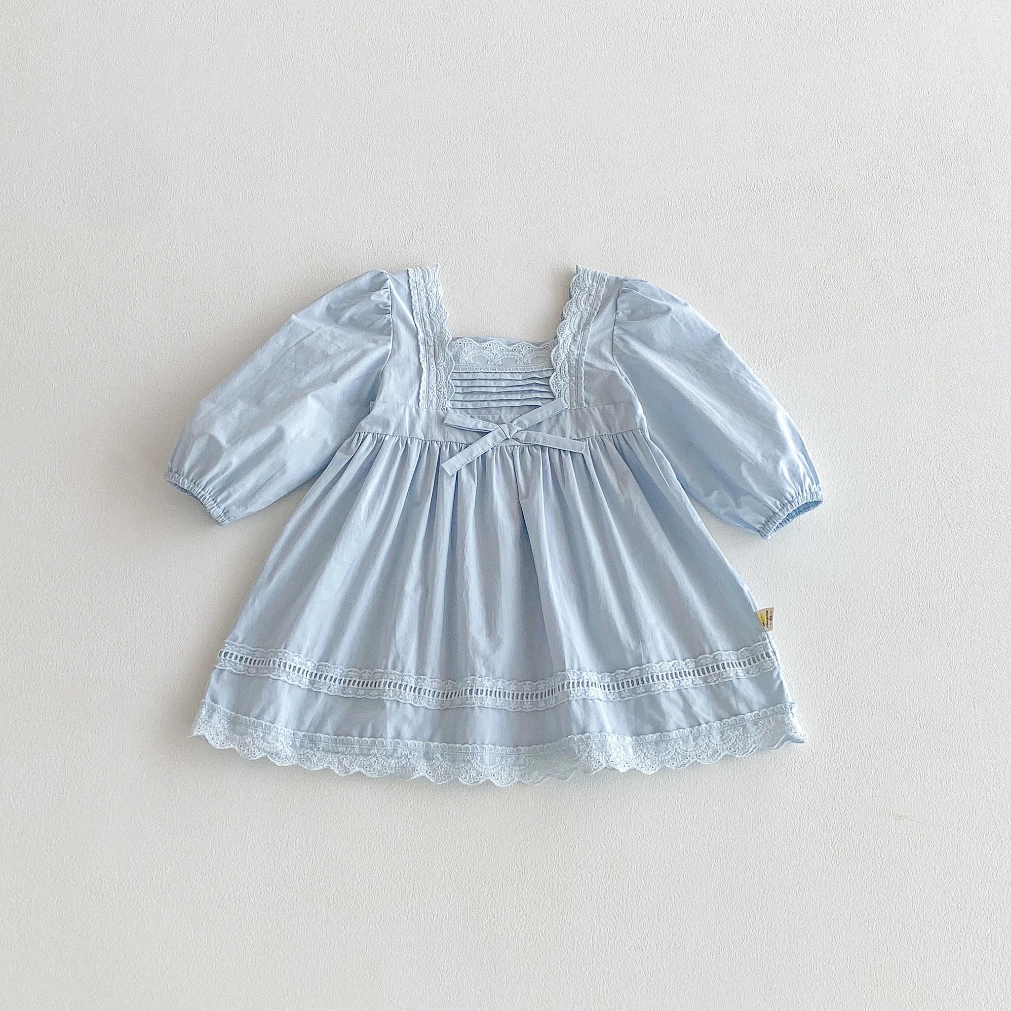 Robe bébé fille princesse automne manches longues dentelle col carré
