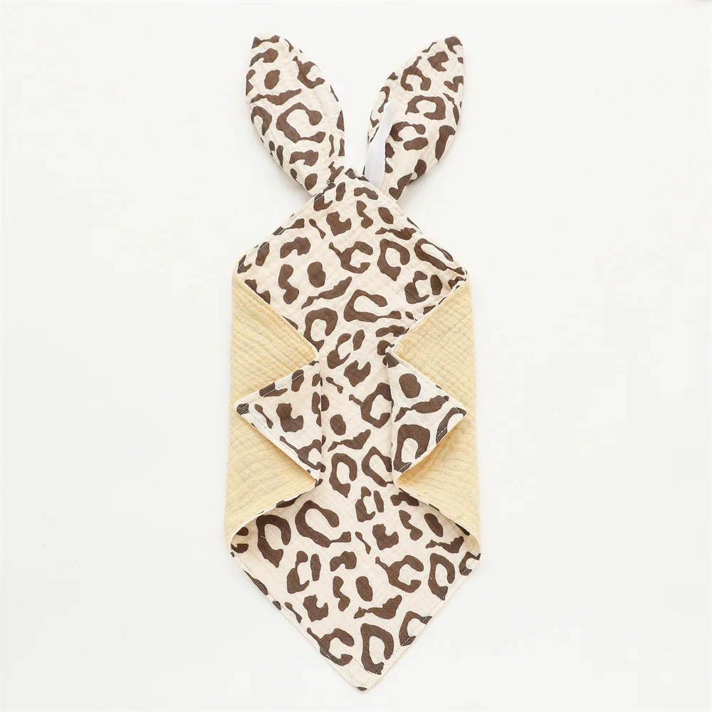 Serviette bébé en mousseline coton oreilles design lapin serviette sortie bain accessoire confort hygiène 02 a