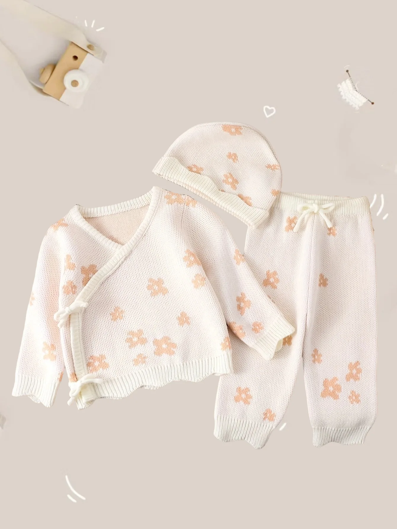 Ensemble vêtements bébé floral cardigan pantalon bonnet style décontracté matériau doux automnehiver 2025 fill
