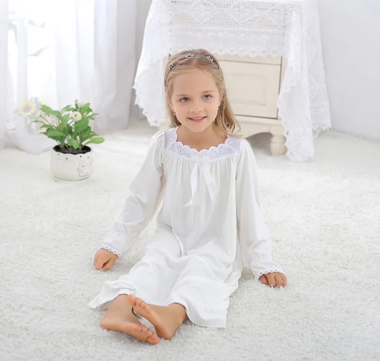 Pyjama en Dentelle Mère et Fille Robe de Nuit Élégante Vêtements de Noël en Coton Doux Style Européen Américai