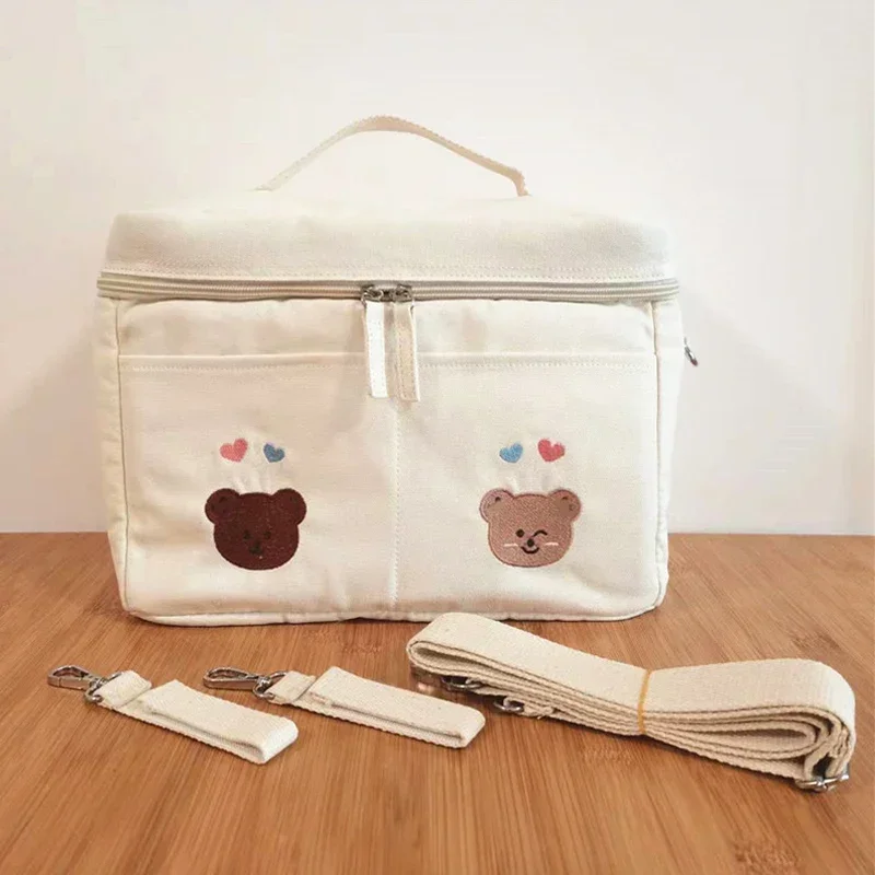 Sac à bandoulière bébé compact étanche isolation biberon poignée 3 sangles style mignon ours brodés cœurs colo
