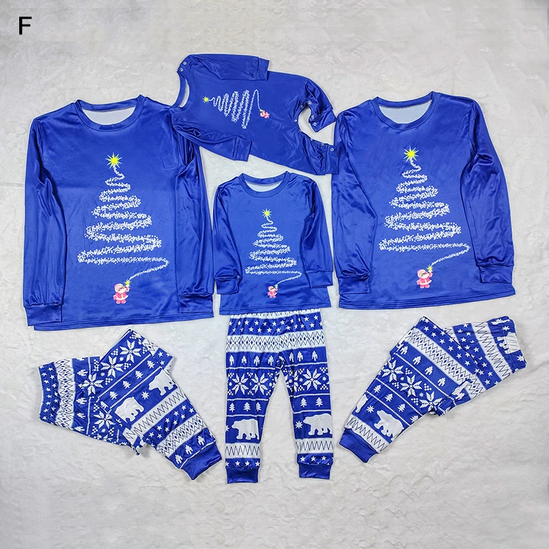 Ensemble pyjama Noël famille bébé enfant adulte chien style festif tissu synthétique bleu motifs sapin flocon