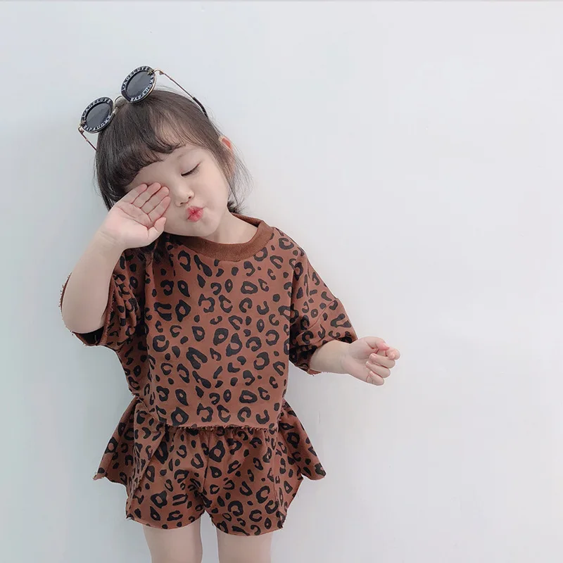 Ensemble bébé fille tshirt manches courtes pantalon imprimé léopard coton polyester style décontracté été vête