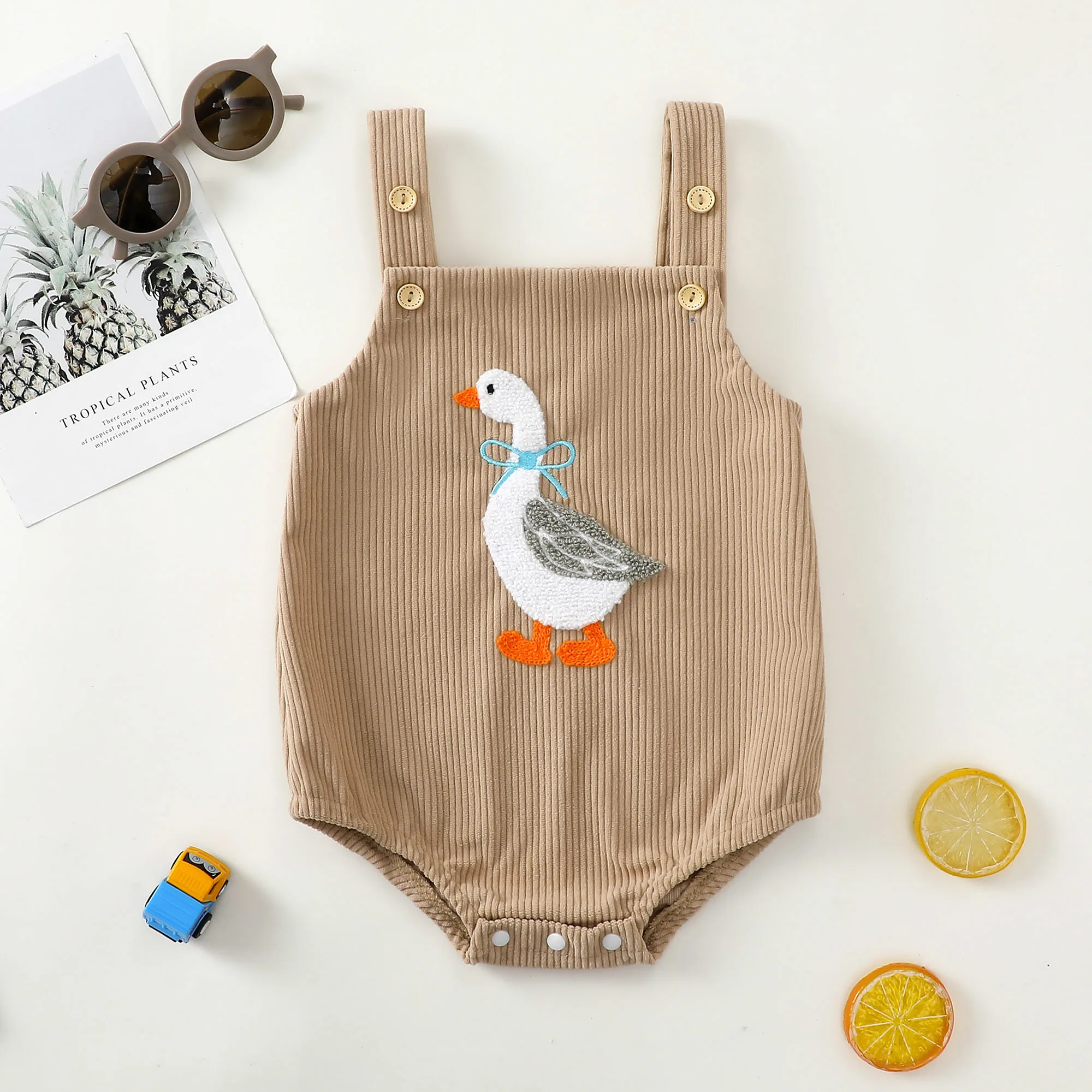 Barboteuse triangulaire brodée canard en coton doux pour bébé combinaison confortable et sécuritaire pour nouv