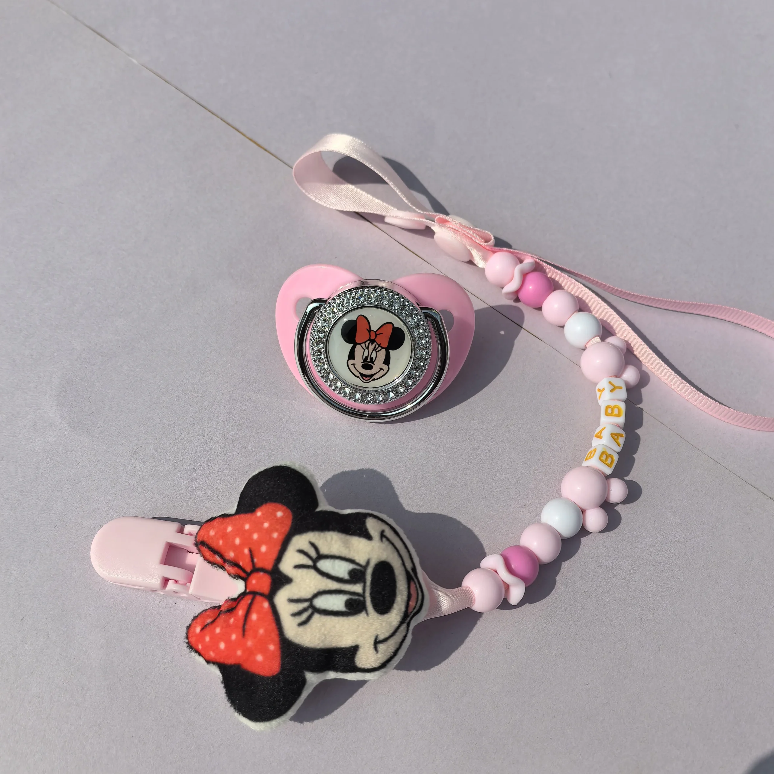 Tétine bébé personnalisée attachante Minnie Mouse silicone sans BPA PVC